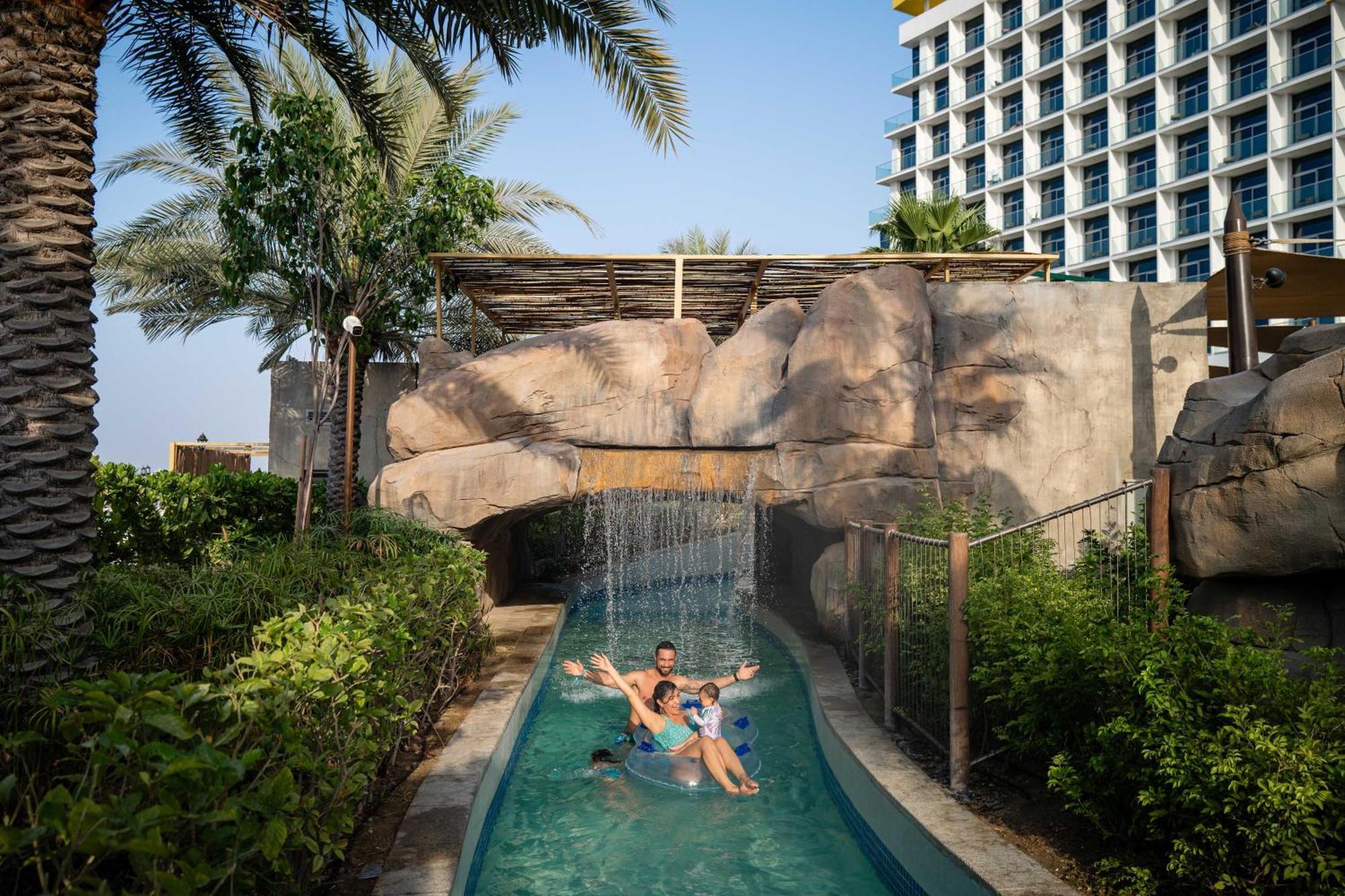 Centara Mirage Beach Resort Dubai Buitenkant foto